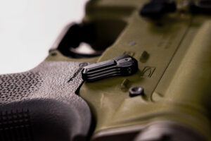 Image of an ambidextrous AR 15 safety selector